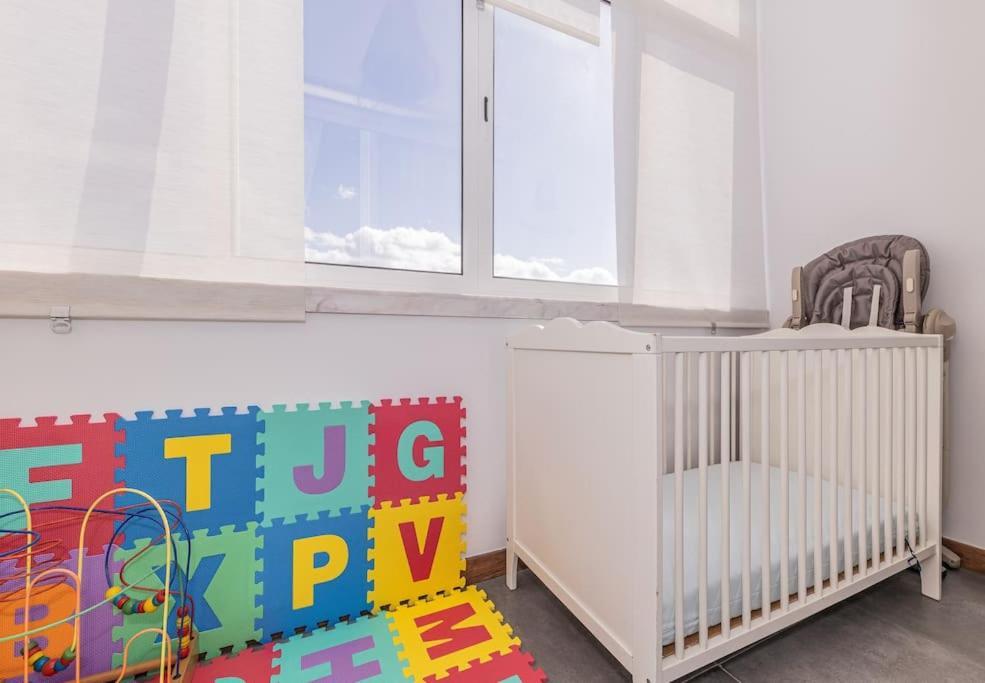 Appartement Cozy 3 Bedroom In Front Of The Subway Lissabon